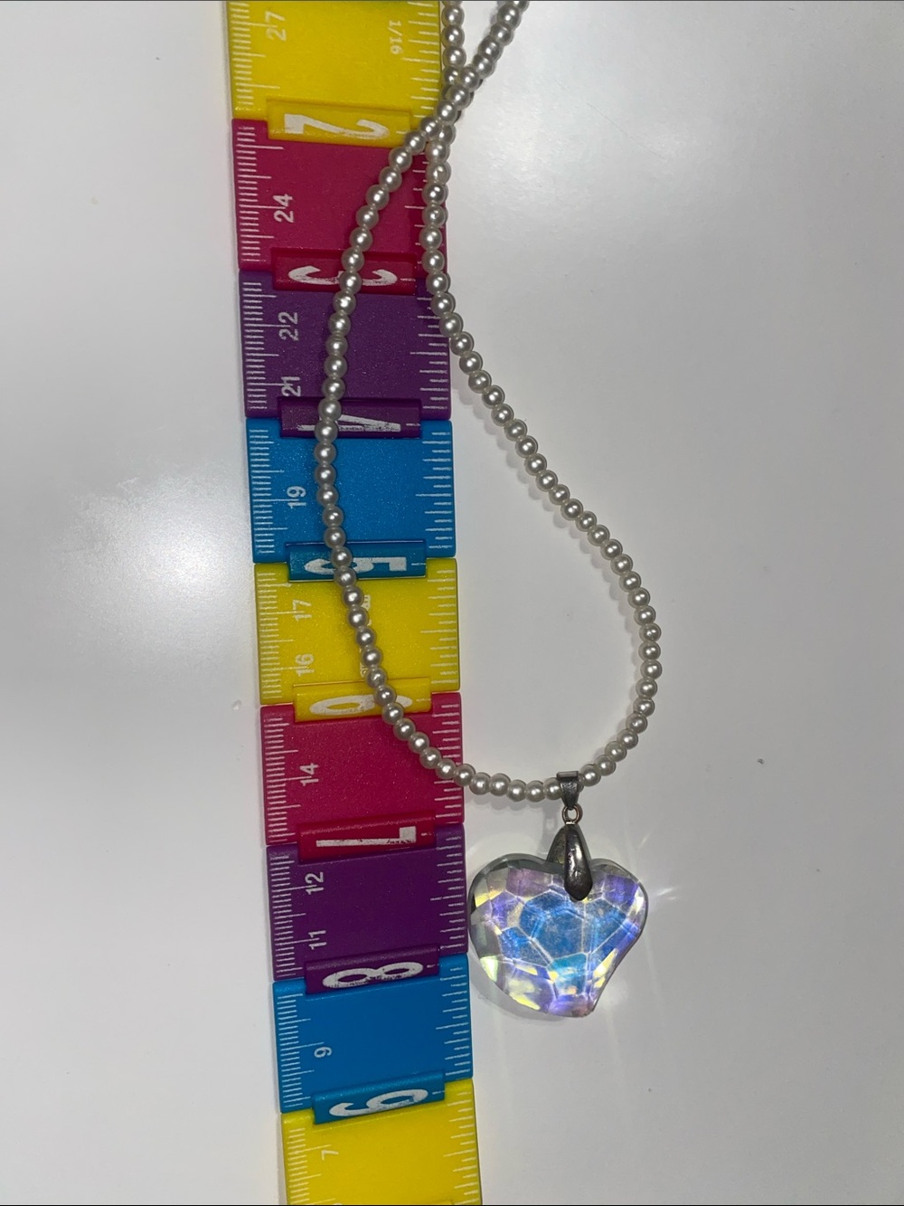 Pearl Beaded Necklace with Iridescent Heart Pendant - White - Picture 5 of 5